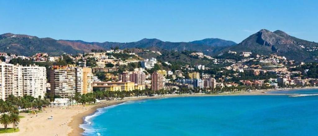 Malagueta 1 Linea De Playa Málaga Exterior foto